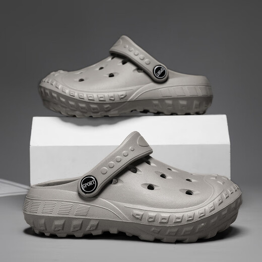 Guanmaopei Kinder weicher Bodenloch Schuhe für Jungen und Mädchen Sandalen Haus im Freien Gartenschuhe schwarz 24