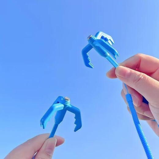 
Zhike Danzi hook claw spring hook claw internet celebrity small toy props birthday gift children's unzipping toy plastic claws blue high-sex spring hook [one package Danzi hook [retractable magnetic suction]