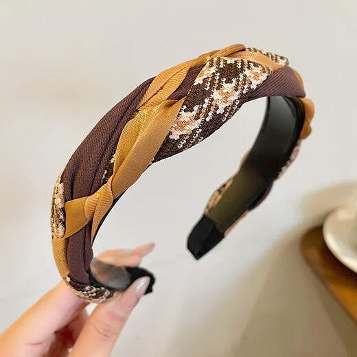 Dingjing headband light luxury 2025 new headband women's high-end going out headwear high-end high-ceiling hair hole pressing hair and face wash
