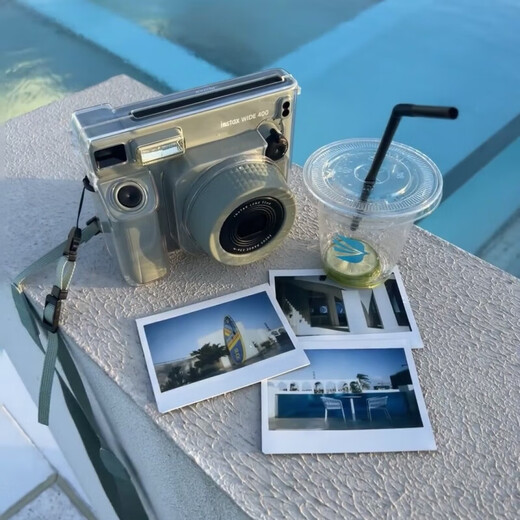 Fuji (FUJIFILM) instax WIDE400 Polaroid wide format photo paper wide field of view WIDE 400 Wild Green Package 9 (official standard + camera bag + shoulder strap + 40 pieces of photo paper)