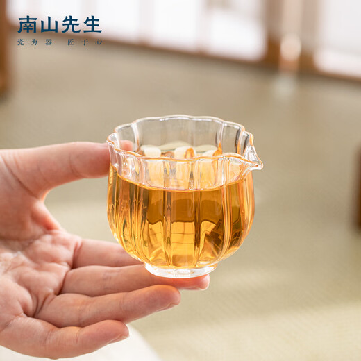 Mr. Nanshan Kungfu tea set accessories heat-resistant glass tea sea tea divider tea ceremony spare parts lotus glass fair cup lotus glass fair cup