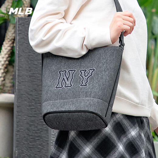 MLB七夕情人节礼物男女情侣包 2025新款复古ny单肩包休闲斜挎水桶包 纽约洋基队/黑色 均 码