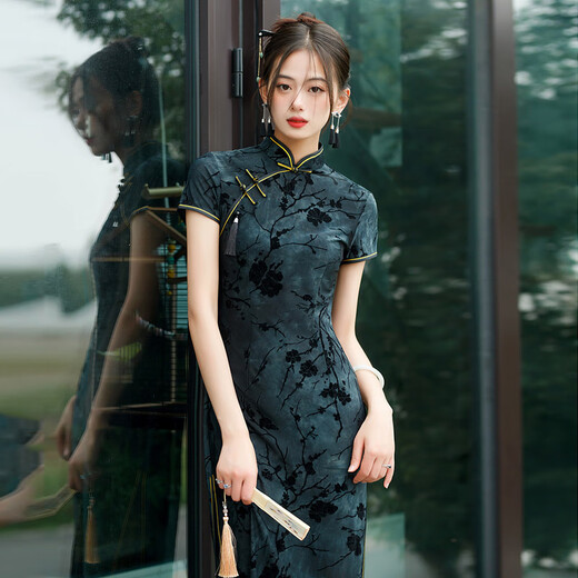 
Old Shanghai long modified cheongsam new 2025 young women's retro Republic of China slim-fitting catwalk everyday wearable 17078 pattern M