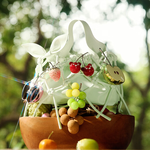 CHARLES&KEITH  x YVMIN“熟透的果子”合作系列礼盒水果篮云朵包 Mint Sorbet薄荷色 S