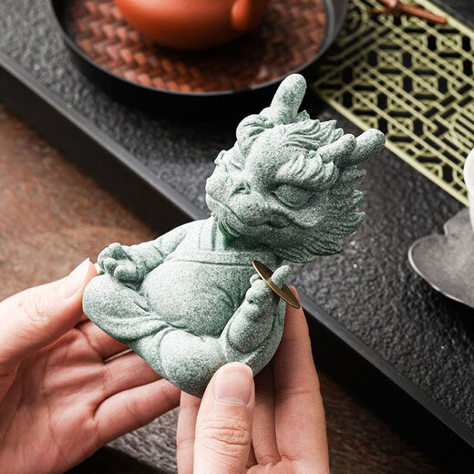 Lucky Dragon Tea Pet Decoration Color Changing High-End Green Sandstone Tea Table Tea Table Tea Set Feng Shui Decoration Crafts Master Shenlong One Finger Makes Money