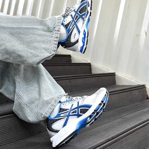 亚瑟士（ASICS）GEL-NIMBUS 10.1新款复古潮流男鞋秋冬休闲跑步鞋女 120 1203A543-400【青黑色】 36