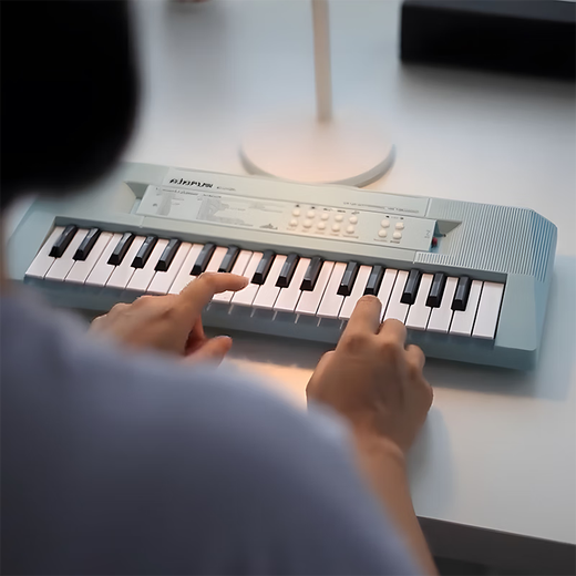 Piano électronique d'entrée de gamme pour les débutants pour enfants 37 touches peuvent jouer des instruments de musique 61 clés pour les jouets de musique à domicile pour garçons et filles 37 clés Pink Piano [ensemble 4 pièces de mise à niveau de mise à niveau]