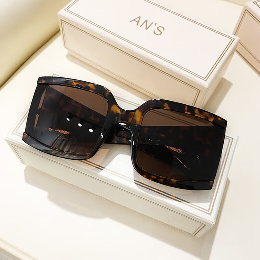 Официальный веб-сайт Tyrannosaurus Sunglasses, официальный веб-сайт, европейские и американские широкоугольные солнцезащитные очки с широкими ногами, женские интернет-знаменитости модные мода Tyrannosaurus Red Frame Black Film