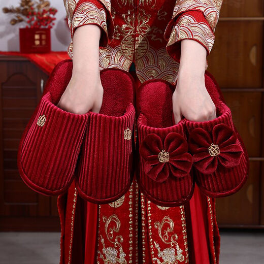 
Wedding slippers couple wedding festive red pair of women dowry wedding autumn and winter cotton drag wedding supplies collection Gold velvet strips cotton slippers 9905 [women's style] 20 size small recommended large [2] size