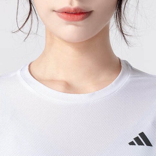 Adidas Women's Sports Set 2025 Лето новая фитнес-йога тренировочная футболка с короткими рукавами вязаные шорты 2 штуки с двумя частями/модными модными дышащими модами m