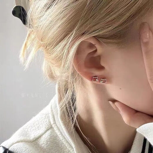 Meipai ear piercing and silver earrings for women kt cat earrings kitty kitty kitty design sense cute female student earrings SN9905 kt kitten [one pair]