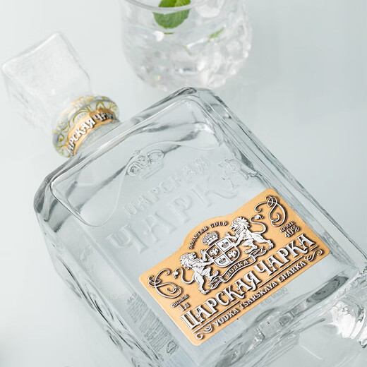 Tsar Golden Cup Crown Bottle Gold Award Vodka Russian Original Bottle Imported Vodka Foreign Liquor Mixing Base Wine Gift Tsar Golden Label Vodka 1000mL 1 Bottle -