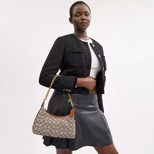 Coach (Coach) Julia Tasche 24-jährige neue Julia 27-Serie Cowide Leder Frauen Handheld Crossbody Bag [Geschenk] Kakao Cy830 B4ta7 Länge 27,5 cm Breite 10,5 cm Höhe 11,5 cm
