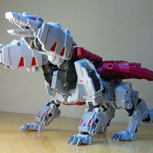 Einzigartige umwerte 04 regensuchende Ghost ut o04 Doppelköpfige Drachentransformation Spielzeugkombination Armadillo Ghost gewalttätiger Drache