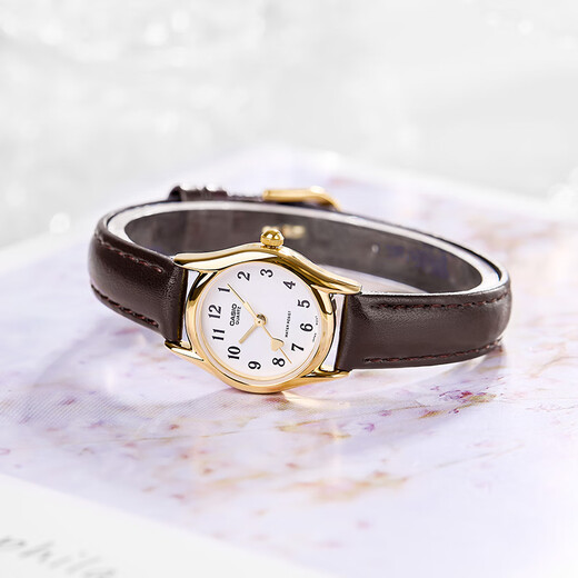 Casio (CASIO) women's watch compact and light luxury waterproof quartz watch New Year gift LTP-1094Q-7B5
