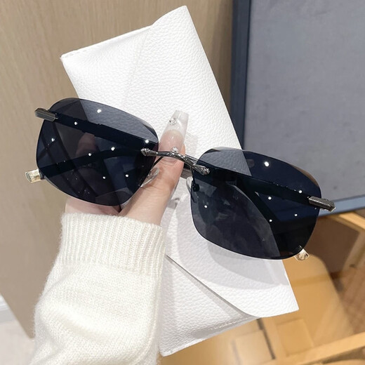 Emperor's black and prosperous wealth, glasses, men's sunglasses, cool, moisturizing, eye-catching, high-end sunglasses, outdoor driving and fishing, black gray pc style