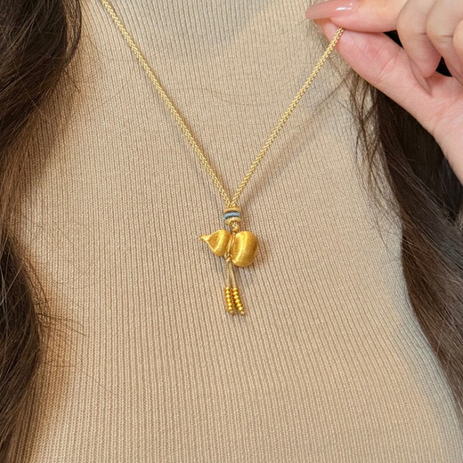Shien gold brushed gourd pendant for women 999 pure gold blessing necklace new pure gold blessing pendant as a gift for girlfriend Gold gourd necklace gold weight about 6.0 grams