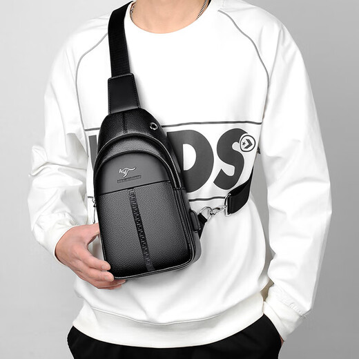 Kangaroo Herren-Crossbody Chest-Tasche echte Leder-Leder-Kopfschicht Kuhleder Leder One-Shoulder Lederbeutel Herren Ins Small Cross Bag Boy's Chest Bag Black 7029 Real Leder