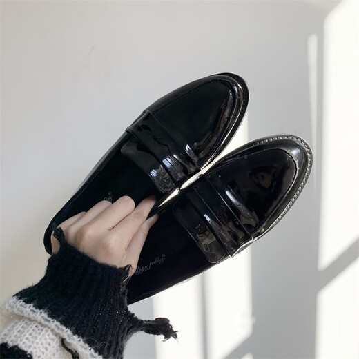 S.Sofea flache Lederschuhe für Frauen vielseitige Loafer Bohnenschuhe Spring S6628-1 Schwarz 36