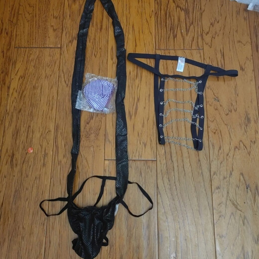 
thong men 2 pieces black men's one-piece perspective metal chain hollow sexy one-piece personality thong 1 piece black metal chain confidential shipping 90-180