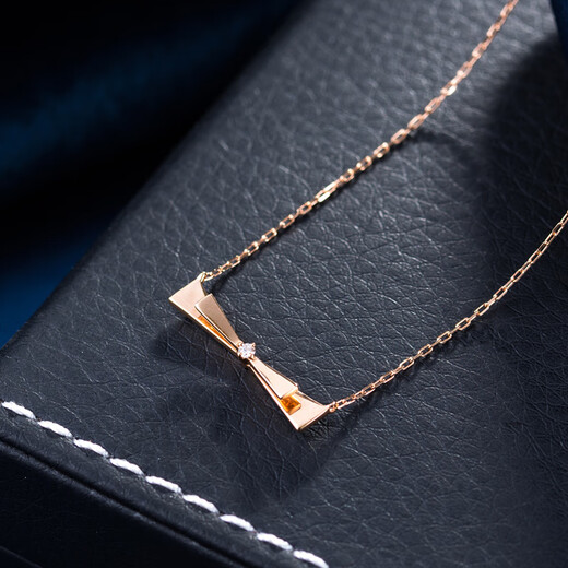Chirping bow stone set chain 18K gold stone pendant Au750 necklace chain bow tie color gold adjustment chain F-G/Excellent white 20 points or less ungraded 18K rose gold 38+5cm