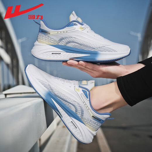 Warrior Official Sneakers Herrenschuhe für atmungsaktive Sommer -Laufschuhe leichte und vielseitige Flugschuhe für Männer weiß, grau und blau 42