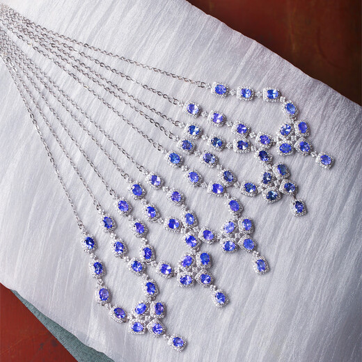 Red Shadow Boutique Colored Treasure Natural Tanzanite Pure Silver Inlaid Clavicle Chain Women's Seiko Silver Inlaid Colored Treasure Jewelry Gift Bare Stone Approximately 4*5MM Send One Piece