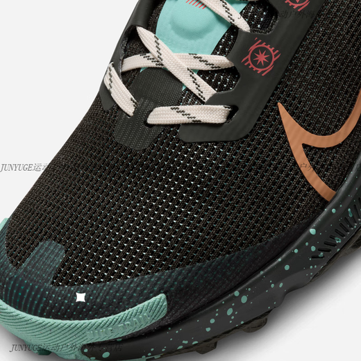 耐克（NIKE）TERRA KIGER 9女子越野跑步鞋赤足体验DR2694 300红杉绿_琥珀棕_上升翠绿_冰番 35.5