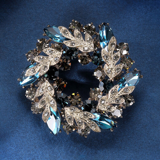 QUAMER Gold Store Bauhinia Brooch for Women Emerald Flower Crystal Corsage Classic Large Brooch Exquisite Western Emerald-Coffee Gold