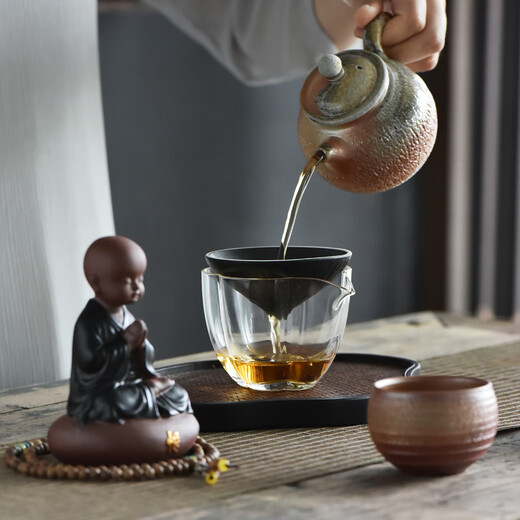 Chinese style little monk purple clay ornaments Zen living room office tea table desktop creative tea pet little novice decorations high-end enlightened little monk (sitting) + 1 string of Buddhist beads