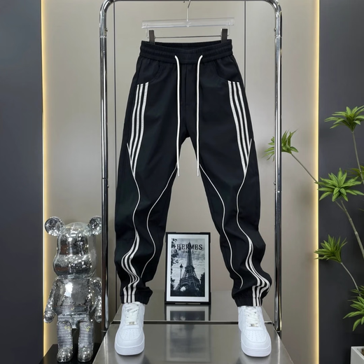 Pantalones de Harén casuales de rayas delgadas de verano de Fertisson Meng para hombres para niños para niños sueltos y modernos corbatas versátiles para hombres 683 Black + Off-White (2 tiras) 33 (recomendado 145-160Jin [Jin equivale a 0.5 kg])