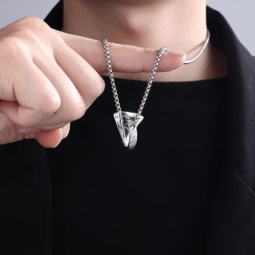 MOLC geometric necklace men's trendy high-end sweater chain clavicle chain female hip-hop boys pendant pendant birthday gift L2553 square and round geometric necklace