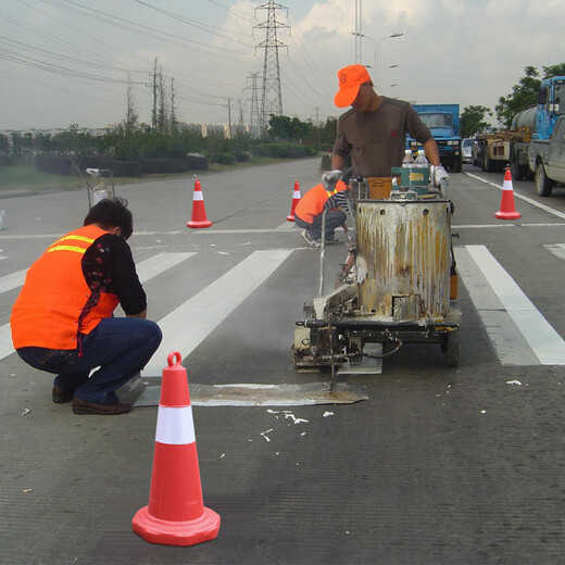 Quxing Reflective Road Cone Plastic Cone Red and White Universal Parking Space Cone Barrel Transportation Facilities 6 Pack