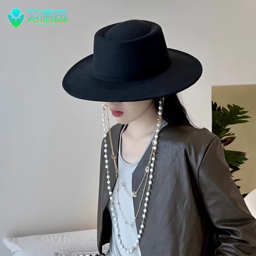 YWZR French Hepburn style pearl chain imitation wool top hat women's autumn and winter retro flat top jazz hat large brim felt hat black multi-chain grooved imitation wool adjustable
