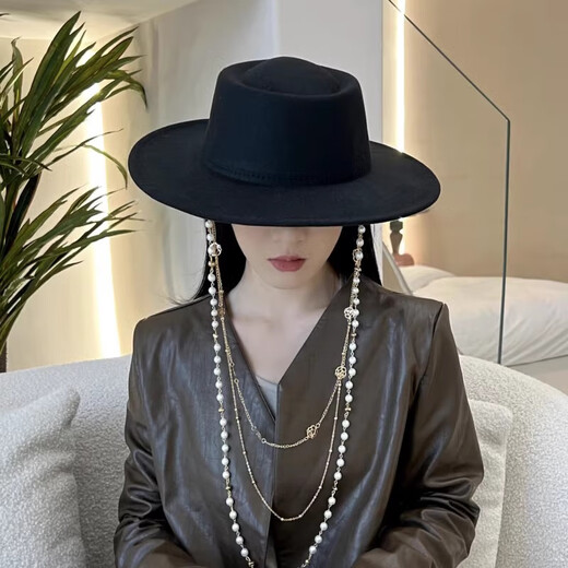 YWZR French Hepburn style pearl chain imitation wool top hat women's autumn and winter retro flat top jazz hat large brim felt hat black multi-chain grooved imitation wool adjustable