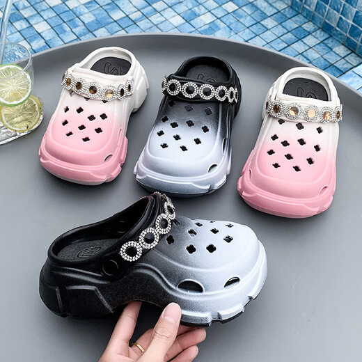 
Lexi Beiluo children's hole shoes decorative sandals new three-dimensional flower buckle slippers black size 26-27 (inner length 17CM)