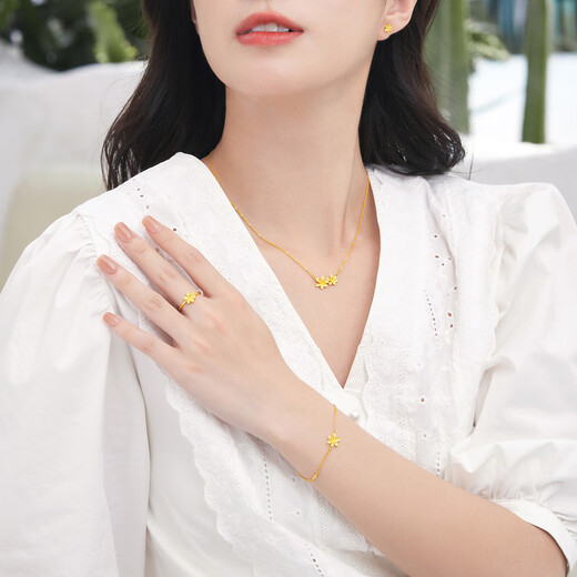 Luk Fu -Schmuck, Fußgoldgoldohrringe Fußgold goldene Ohrringe, preislich ca. 0,97 g - mit Silikonohrstöpsel