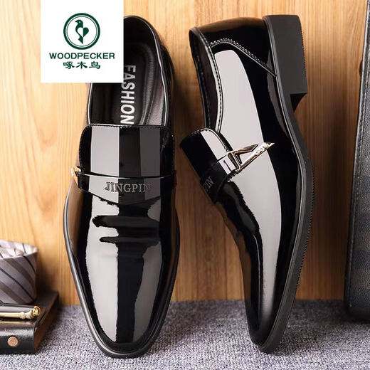 Padpecker Zapatos de cuero genuino para ropa formal para hombres Negocios brillantes Casco Casual 2025 Summer Hombres de cuero para hombres para zapatos versátiles modernos de mediana edad y jóvenes 686 Negro 39