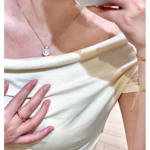 Fat Donglai's same style South Sea white pearl pendant nearly 12mm Australian white pearl necklace Princess Diana model Hao Shi female perfect round extremely strong 12mm gold pearl color