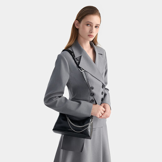 CHARLES&KEITH soft zipper pleated shoulder bag armpit bag women's bag birthday New Year gift CK2-40782472