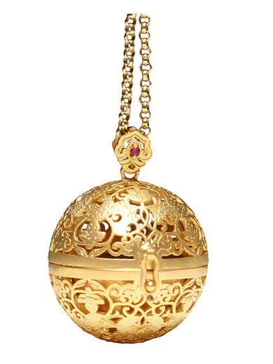 Chi Xing 18K gold ancient gold sachet pendant grape flower and bird pattern sachet ball Yang Guifei national style 22mm Xiangyun gem hollow 7.96g