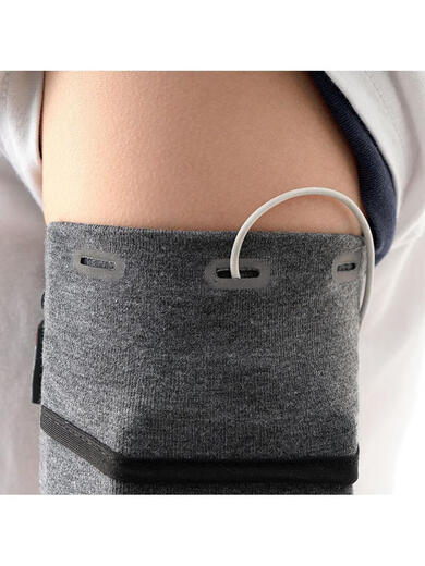 Zi Jiafu mobile phone strap arm sports running mobile phone arm bag sleeves unisex wrist bag outdoor fitness hand blue S (suitable for arm circumference 19-23cm)