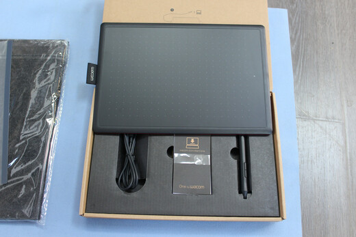WACOMCTl-672手绘写字板和冠电子bamboo671网课入门电脑绘画板 ctl-672豪华套装版 27.7x18.9cm