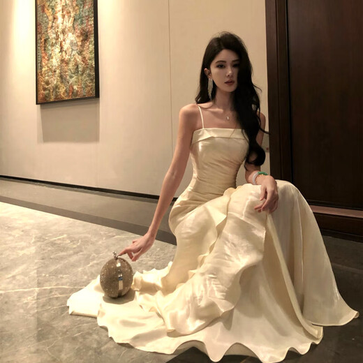 Yiou Nischendesign Leichte Luxus hochwertige französische Hosenträger Kleid für Frauen Erwachsener Geschenk A-Line Rock Geburtstagskleid Rock 6074 Champagner Farbe M.