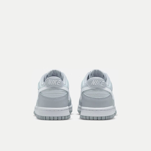 Nike (Nike) Chaussures décontractées Chaussures pour femmes 2025 Nouvelles chaussures de sport d'été Dunk Low Low top Chaussures DH9765-001 DH9765-001 Platinum / White / Wolf Grey 35.5