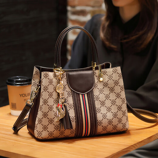 Montana West Luxury Brand haut de gamme 2025 Nouveau sac à bandoulière de mode polyvalent rétro Sac à bandoulière atmosphérique pour femmes sac à main pour femmes Khaki