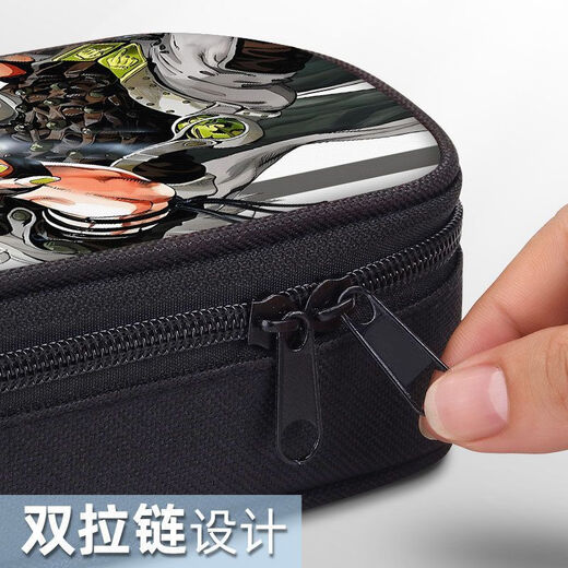 Mengqibao JOJO's Bizarre Adventure périphérique stylo étui grande capacité Anime mignon étudiant bidimensionnel dessin animé périphérique ZQ15247.