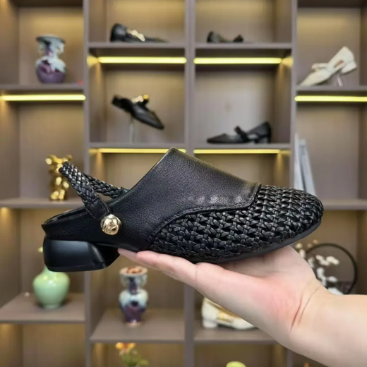 
FR.YH.ZH strongly recommends the new 2025 summer fashion hollow weaving versatile color women's Baotou sheep 3883 black 35