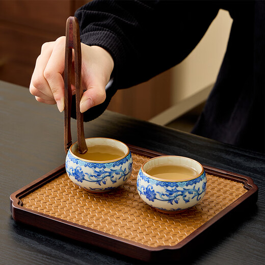 Xiyuanji walnut tea clamp, tea cup clamp, anti-scalding wooden cup clamp, tea leaf clamp, copper decorative Kung Fu tea set accessories, walnut tea clamp-all wood bent clamp