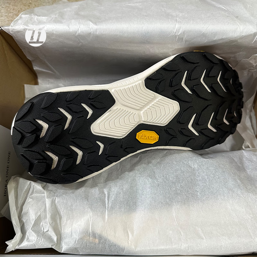 Hoka One OnTransport WAY RESISTANT SHIKing Shoes Showing Showing Sports Sports Sports 11153 Blanco y negro 1123153-BKLB Spot 40.5